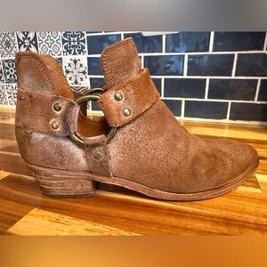 Frye Harness Suede Ankle Boot (most likely Wyatt) - Woman’s Size 7.5